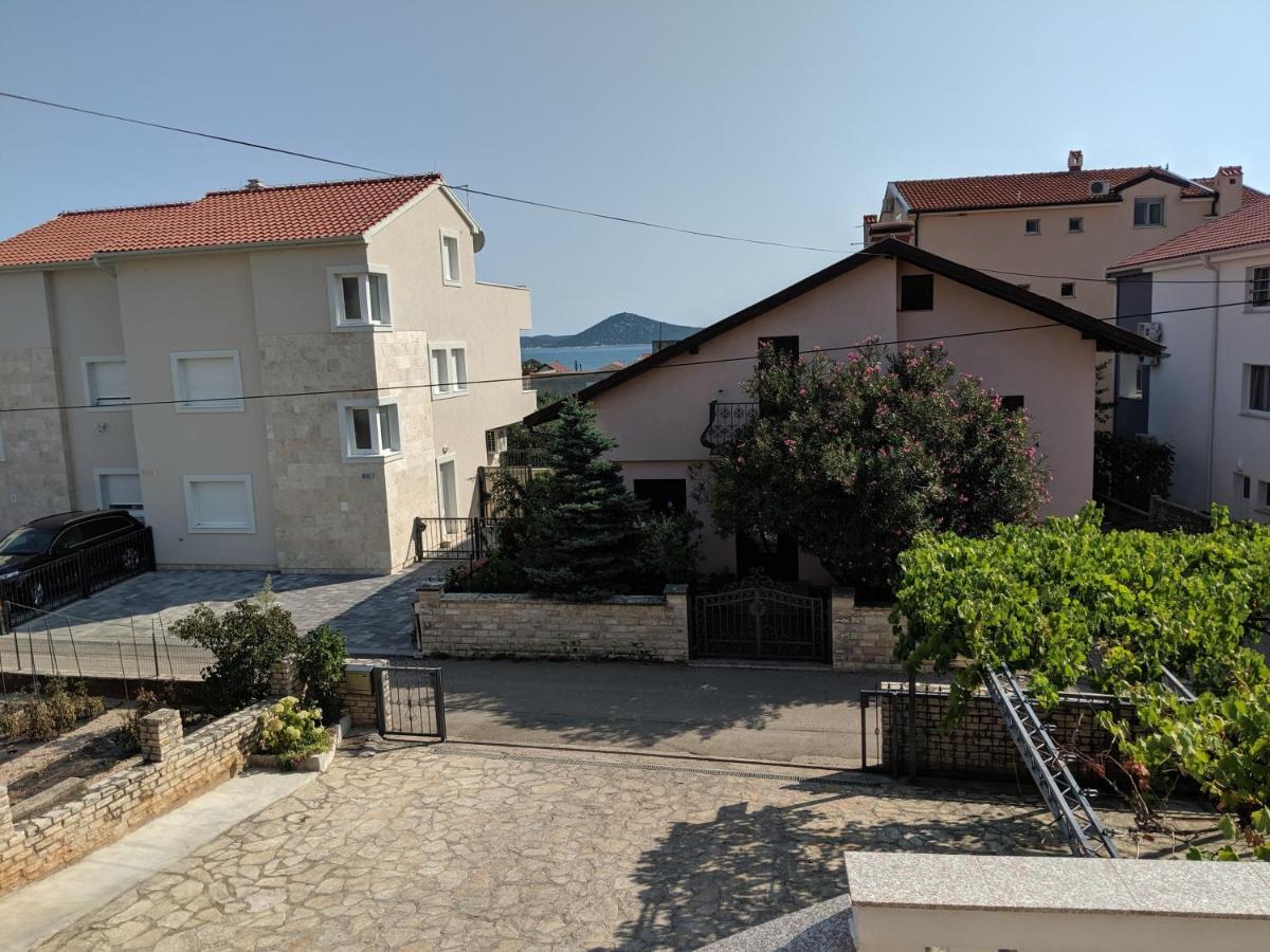 Apartments With A Parking Space Vodice - 18428 Exterior foto